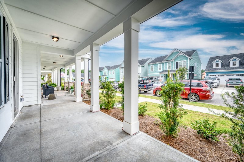 Property image 3 of 1005 Swamp Harrier Avenue in Homecoming, Ravenel, SC 29470