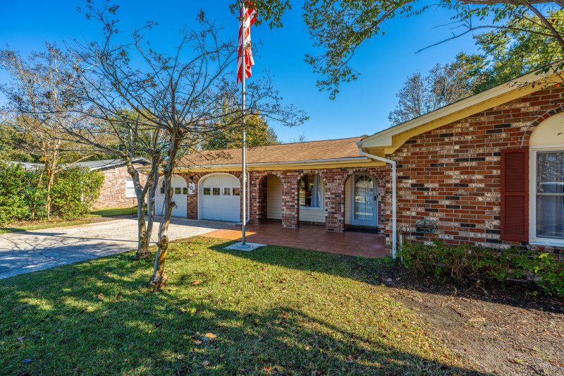 Property image 3 of 109 Berkshire Court in Foxborough, Goose Creek, SC 29445