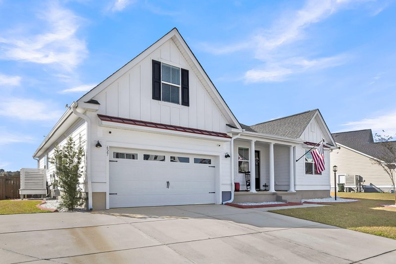 Property image 2 of 627 Black Pine Road in Foxbank Plantation, Moncks Corner, SC 29461