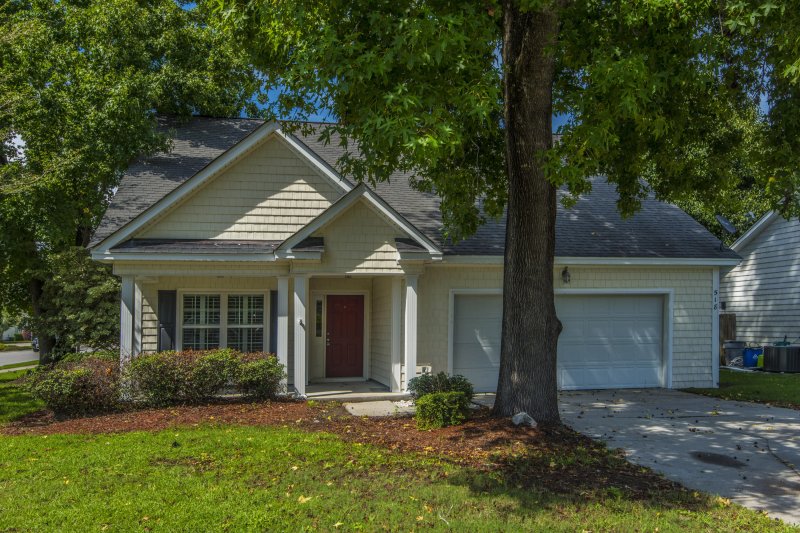 Property image 3 at 518 Cecilia Drive, Charleston, SC 29412