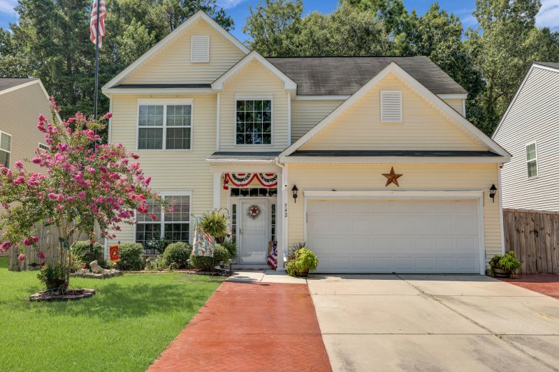 Brickhope Greens, Goose Creek Community