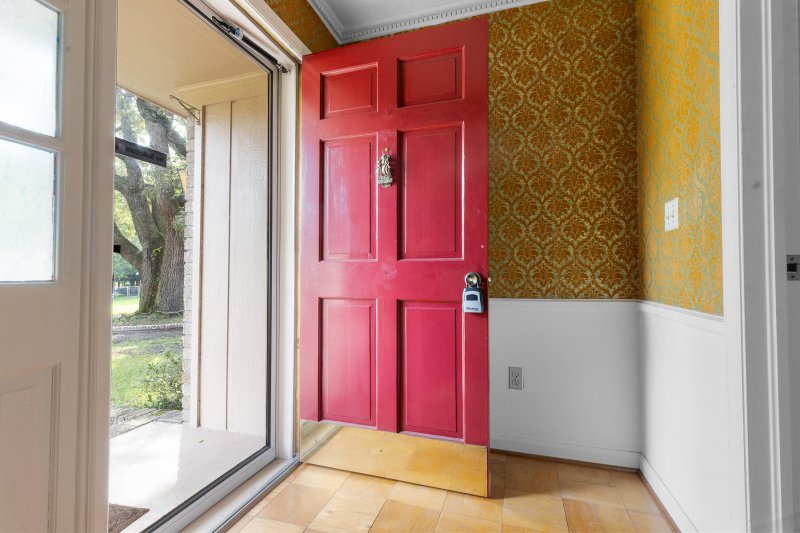 Property image 5 at 8286 Delhi Road, North Charleston, SC 29406