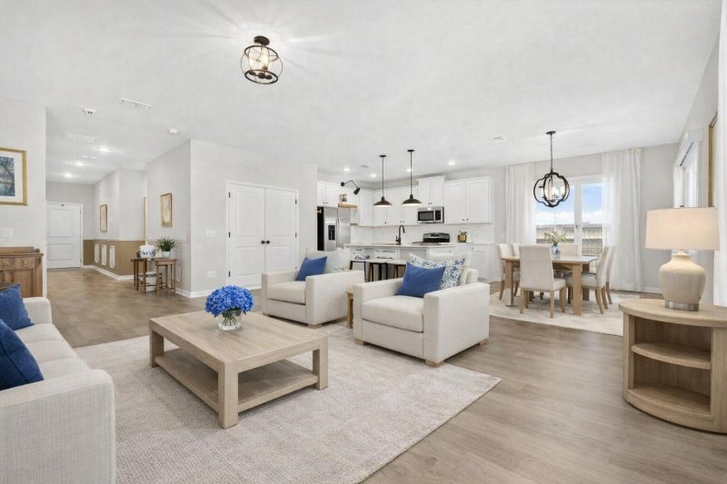 212 Parkwood Vista Way