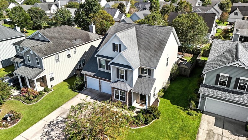 Property image 4 of 225 Berwick Drive in Wentworth Hall, Summerville, SC 29483