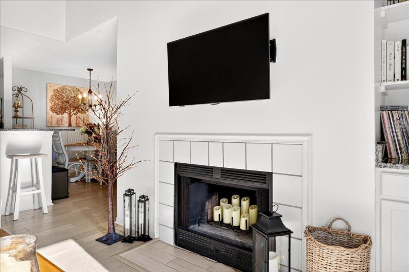 Property image 3 of 2011 N Hwy 17 I in The Meridian, Mount Pleasant, SC 29466