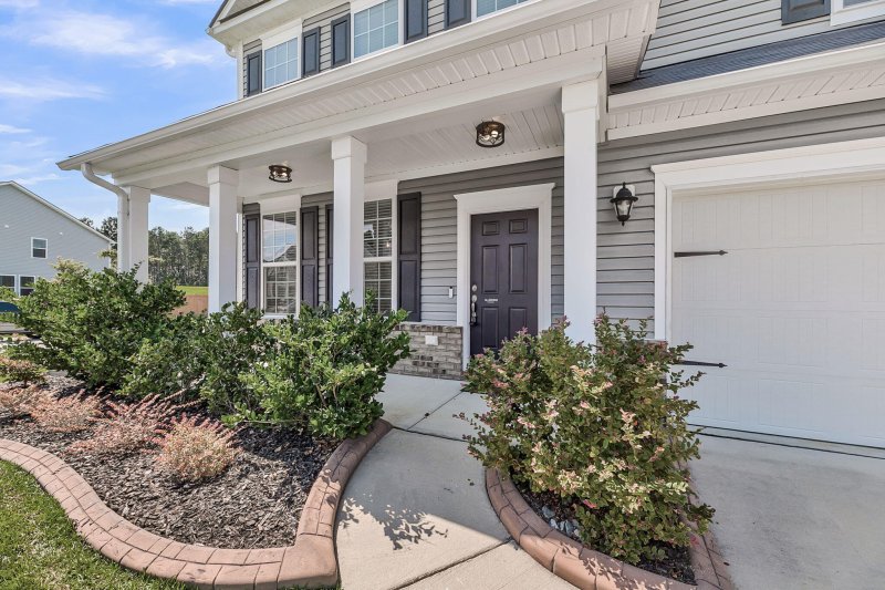 Property image 4 of 210 Basket Grass Lane in Cane Bay Plantation, Summerville, SC 29486