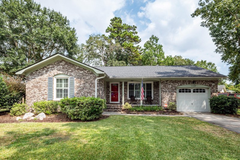 Forest Hills, North Charleston Community