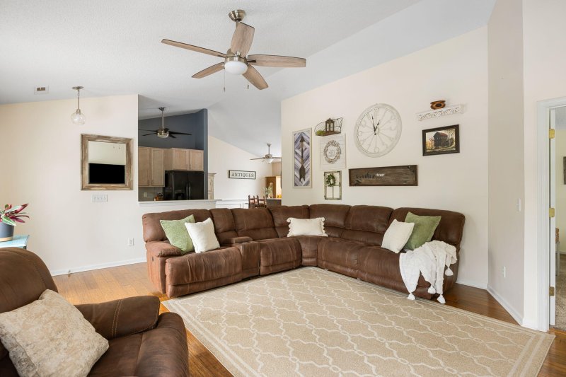 Property image 2 at 326 Savannah River Drive, Summerville, SC 29485