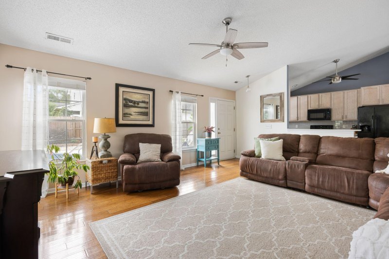 Property image 3 at 326 Savannah River Drive, Summerville, SC 29485