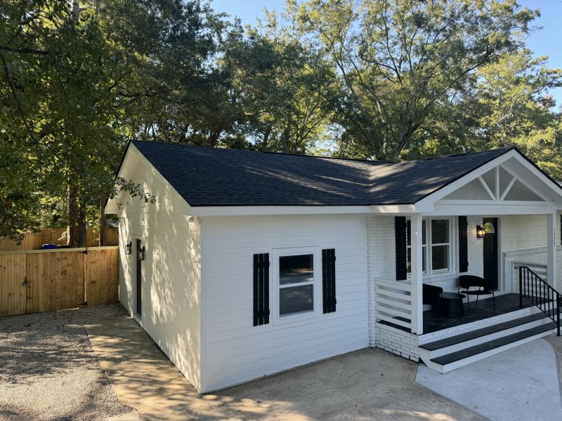 Property image 2 of 1273 Mathis Ferry Road in Parish Place, Mount Pleasant, SC 29464