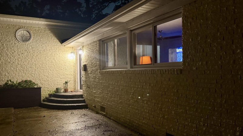 Property image 3 of 725 Shelley Road in East Oak Forest, Charleston, SC 29407