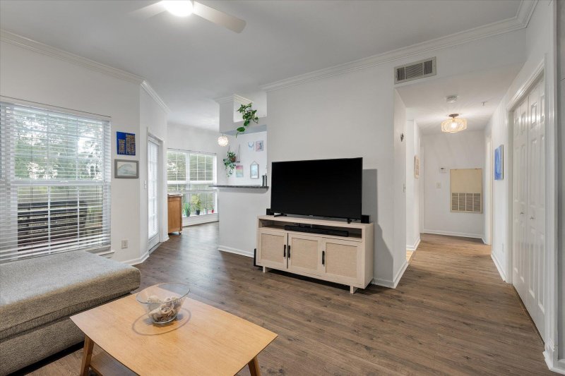 Property image 2 at 700 Daniel Ellis Drive 9104, Charleston, SC 29412