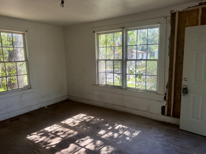 Property image 2 at 2738 W Surrey Drive, North Charleston, SC 29405