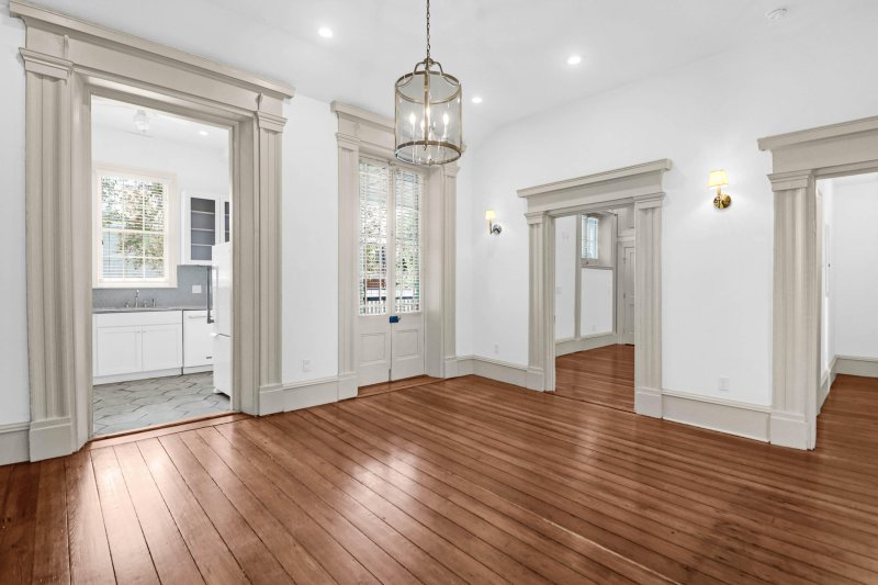 Property image 4 of 35 Society Street D in Ansonborough, Charleston, SC 29401