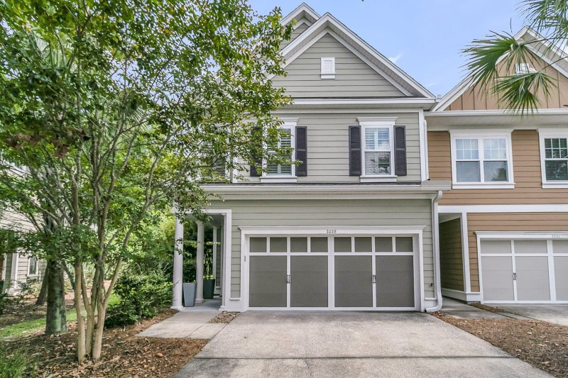 2028 Kings Gate Lane