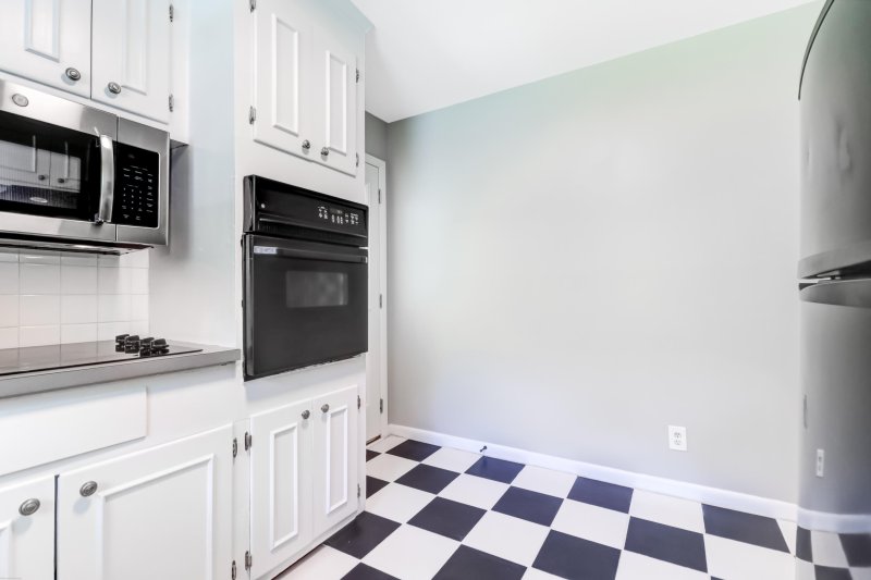 Property image 4 at 1262 Camelot Drive, Charleston, SC 29407