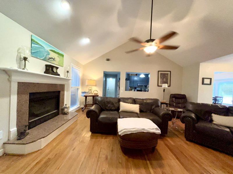 Property image 4 of 2206 Hunter Creek Drive in Hickory Hill Plantation, Charleston, SC 29414