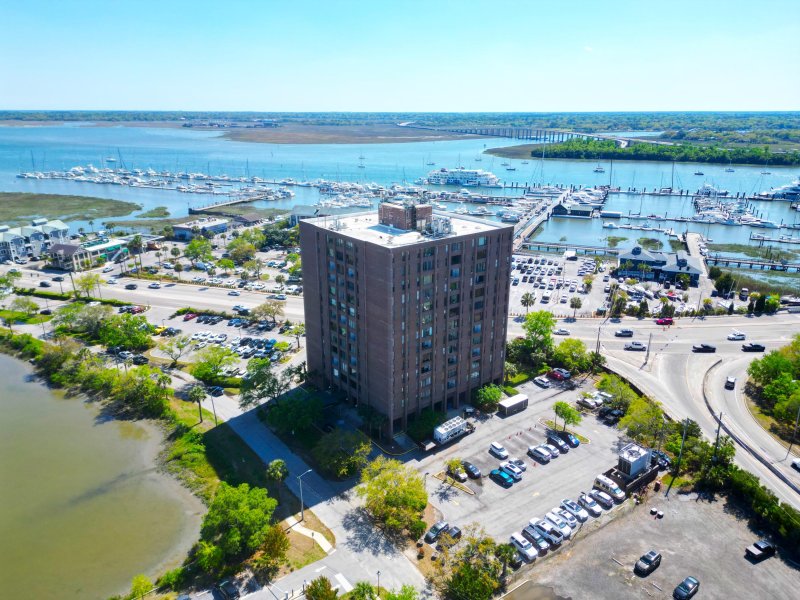 14 Lockwood Drive 9k
