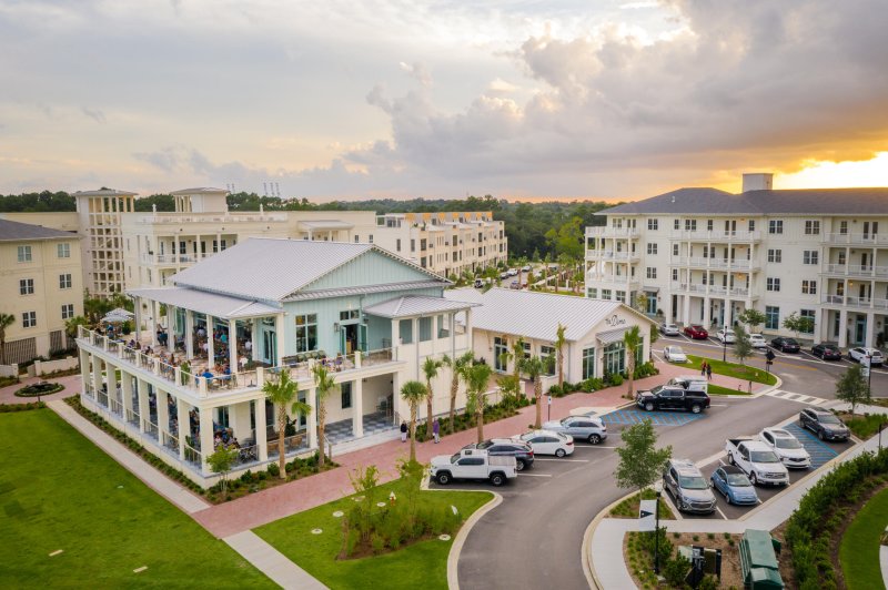 Property image 3 at 601 Waterman Street 824, Charleston, SC 29492