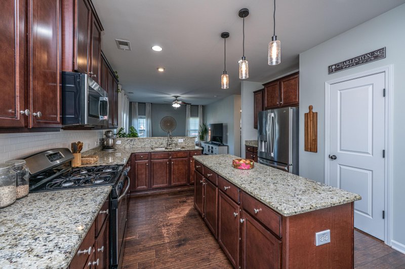 Property image 5 of 8518 Marsh Overlook in Taylor Plantation, North Charleston, SC 29420