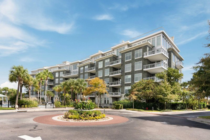 322 Cooper River Drive