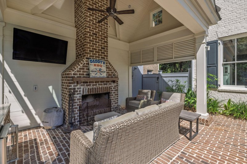 Property image 5 of 29 Duany Road in Ion, Mount Pleasant, SC 29464