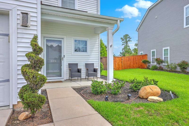 Property image 4 of 146 Chaste Tree Circle in Liberty Village, Goose Creek, SC 29445