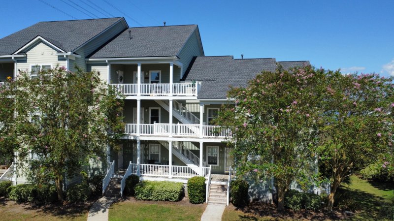 Seagate, Charleston Community