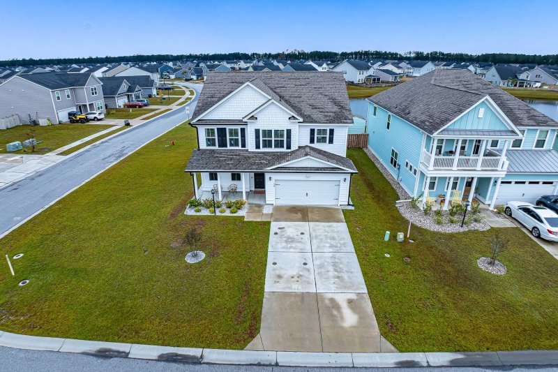 Property image 2 of 142 Riley Farms Court in Cane Bay Plantation, Summerville, SC 29486