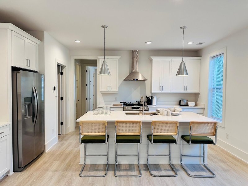 Property image 4 of 4488 Durant Ave Avenue in Park Circle, North Charleston, SC 29405