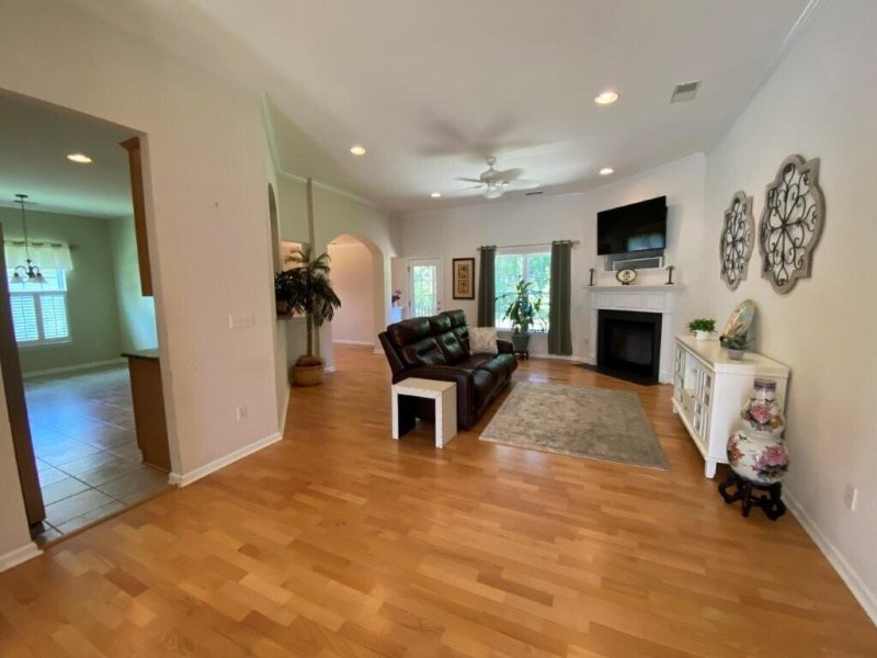 Property image 3 at 7517 Whispering Oak Drive, Hanahan, SC 29410