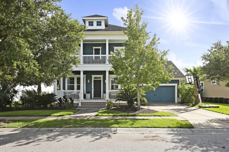 Property image 3 at 1513 Anacostia Avenue, Mount Pleasant, SC 29466