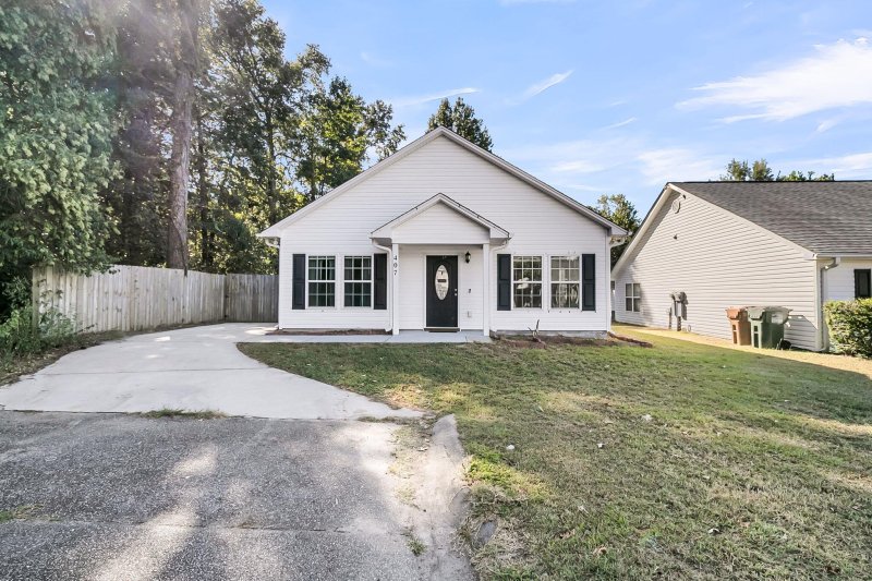 Property image 3 of 407 Jenna Lane in Cedar Grove Duplexes, Moncks Corner, SC 29461