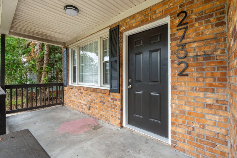 Property image 2 of 2732 Houston Street in Waylyn, North Charleston, SC 29405