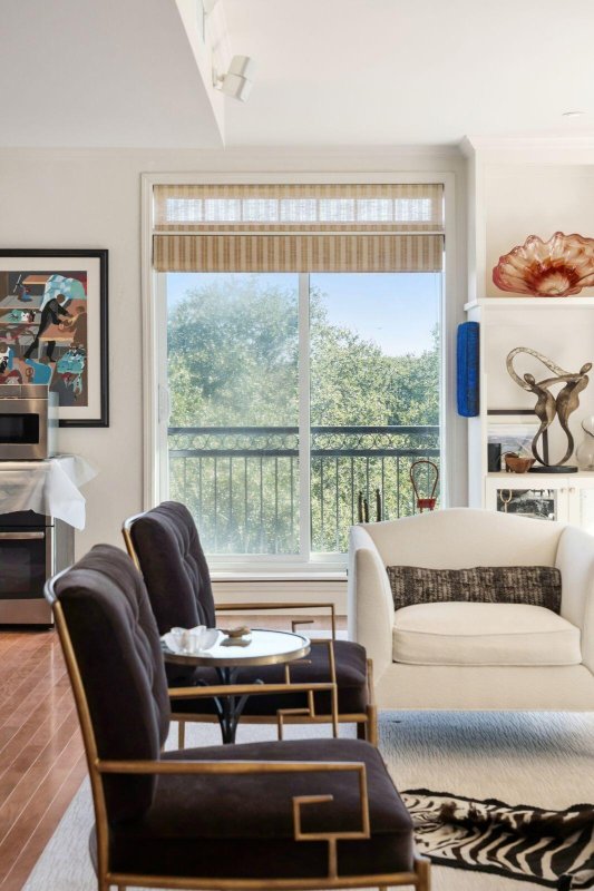 Property image 3 of 1 King Street in South of Broad, Charleston, SC 29401