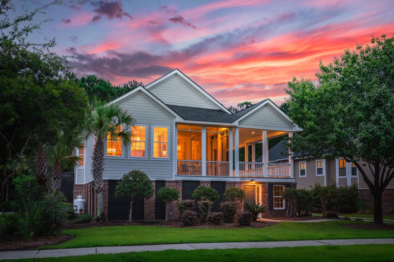 1725 Rivertowne Country Club Drive