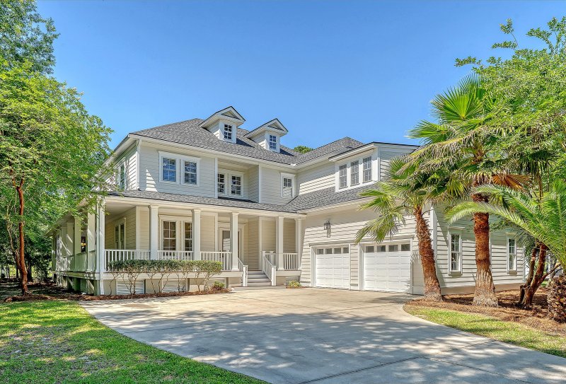 2701 Fountainhead Way