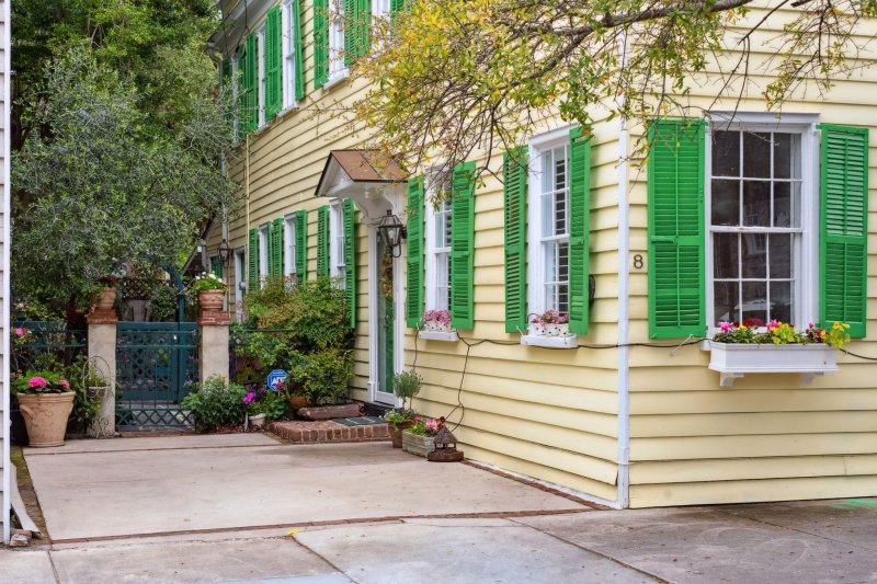 Property image 5 at 8 Trumbo Street, Charleston, SC 29401
