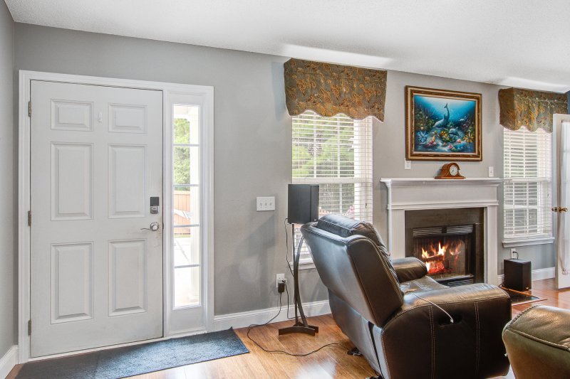 Property image 4 of 102 Wyndham Drive in Lakes of Summerville, Summerville, SC 29485