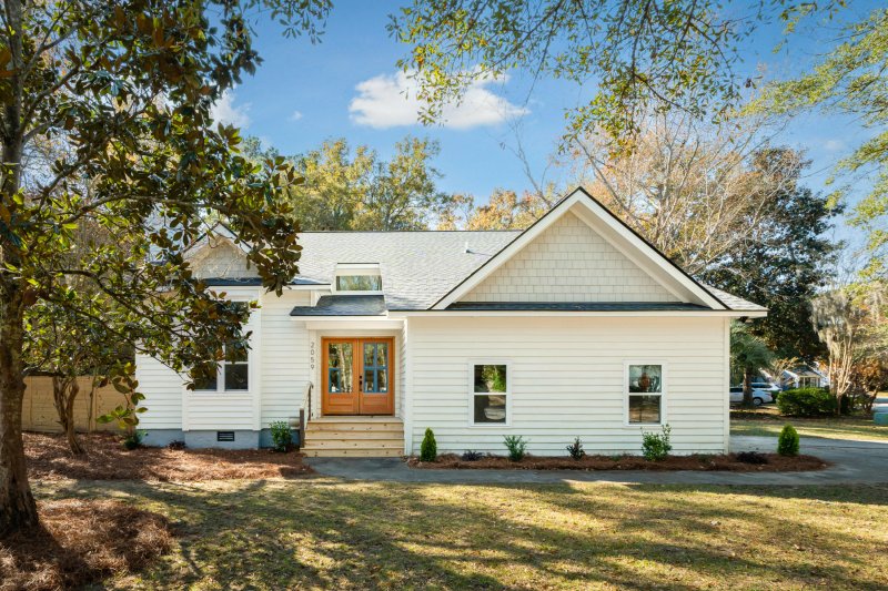 2059 Middleburg Lane