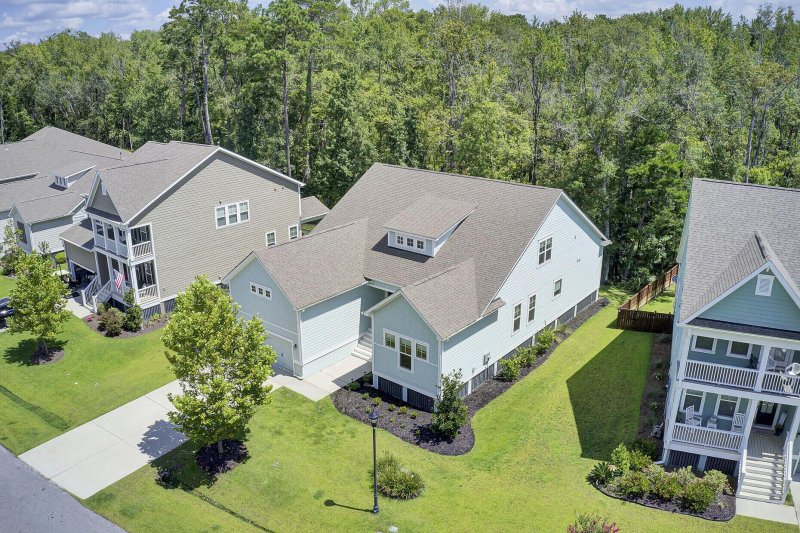 Property image 2 of 2025 Syreford Court in Hunt Club, Charleston, SC 29414