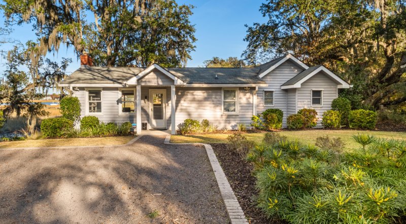 Property image 5 of 1996 Minott Street in Woodland Shores, Charleston, SC 29412