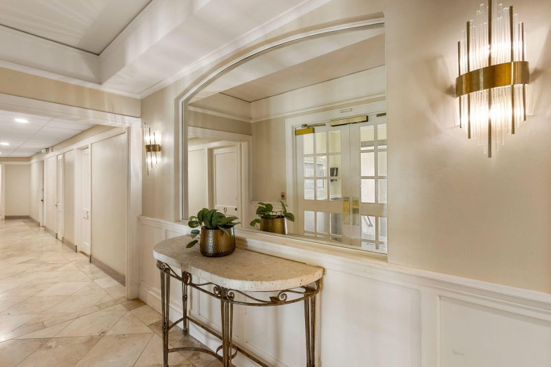 Property image 2 at 63 Rutledge Avenue 37, Charleston, SC 29401