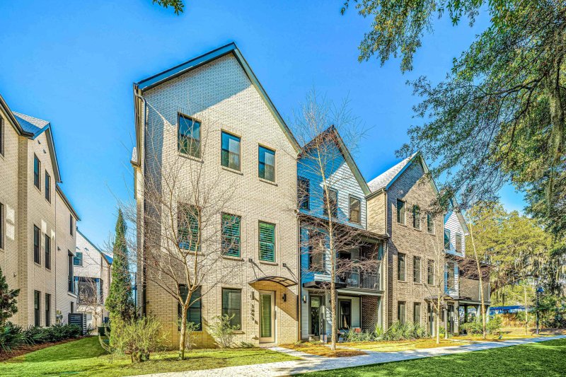 Property image 3 at 1641 Florentia Street, Mount Pleasant, SC 29464