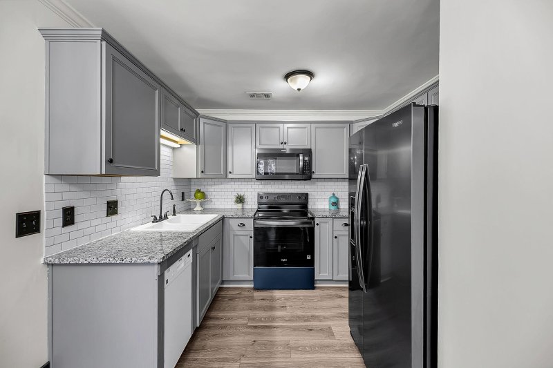 Property image 5 of 6287 Rolling Fork Road B in Woodhill Place, North Charleston, SC 29406