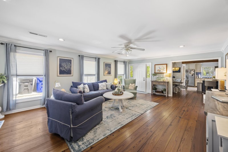 Property image 3 of 1489 Kinloch Lane in Fox Pond, Mount Pleasant, SC 29464