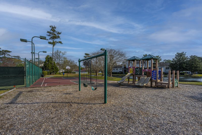 Property image 4 of 2011 N Highway 17 O in The Meridian, Mount Pleasant, SC 29466