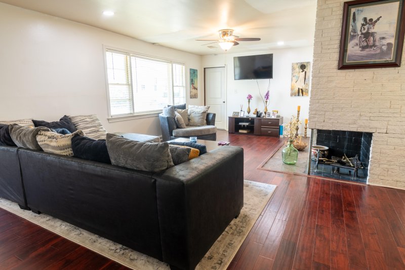 Property image 3 of 320 Morrison Street in Old Village, Mount Pleasant, SC 29464