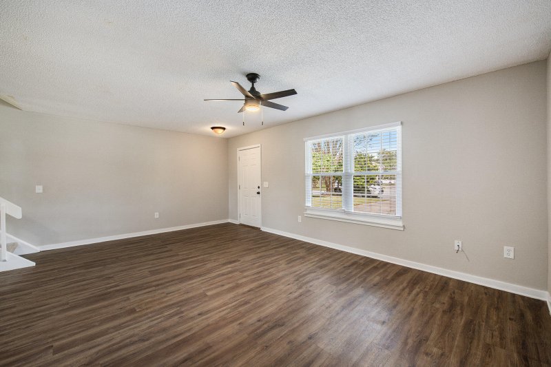 Property image 5 of 5737 Dewsbury Lane in Collins Park Villas, North Charleston, SC 29418