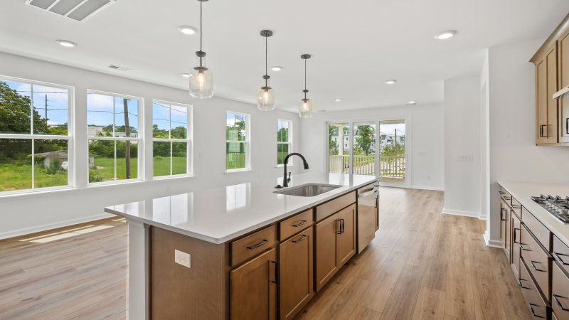 Property image 2 of 1086 Glenshaw Street in Park Circle, North Charleston, SC 29405